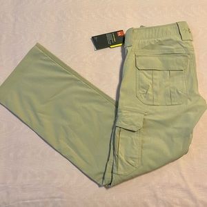UNDER ARMOUR Size 2 Women’s STORM CARGO PANTS Water-Resistant Tactical NWT